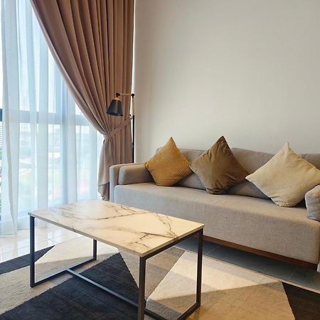 One Bedroom Troika Kota Bharu By Aghome, Modern Design Eksteriør billede