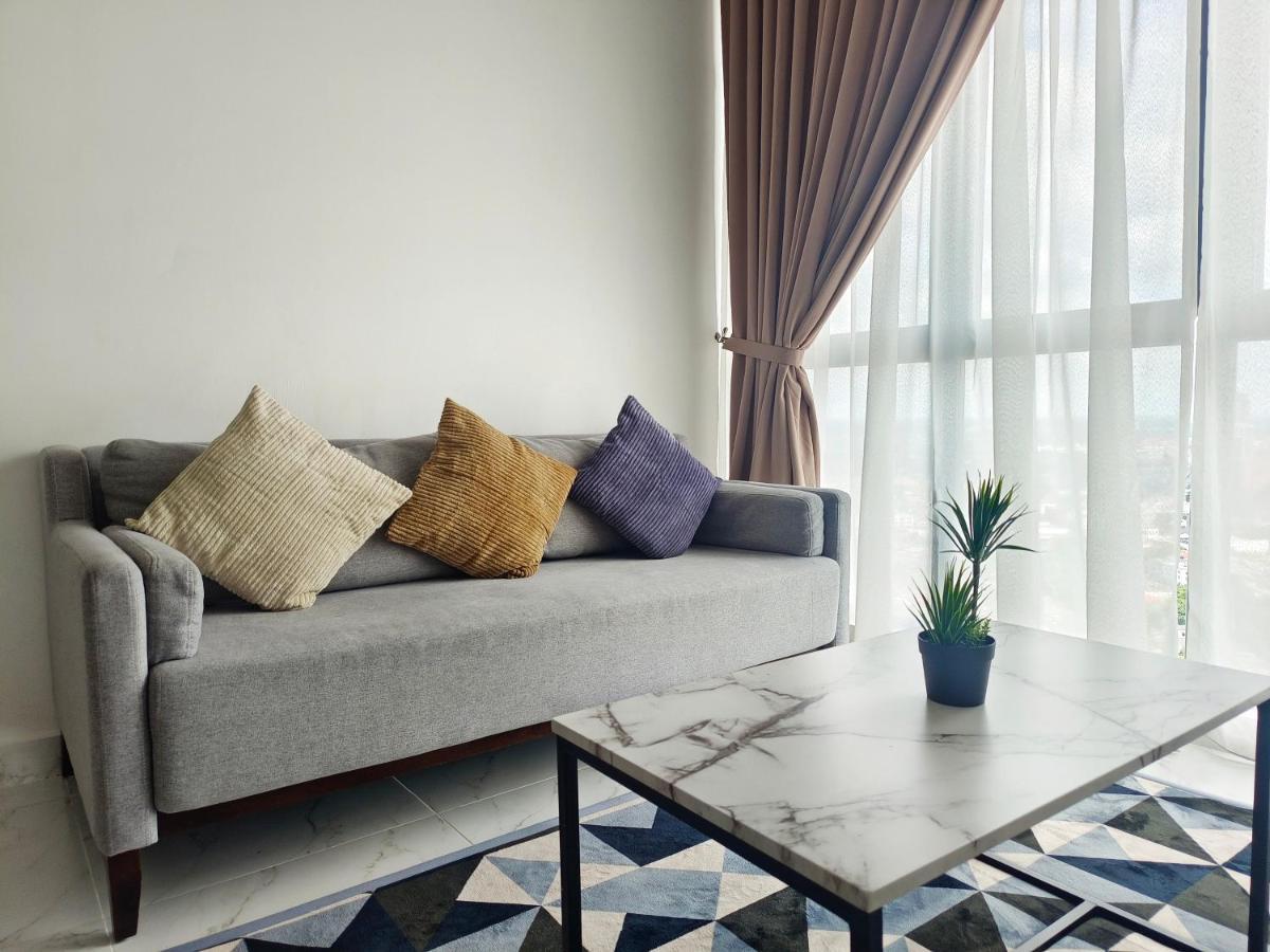 One Bedroom Troika Kota Bharu By Aghome, Modern Design Eksteriør billede