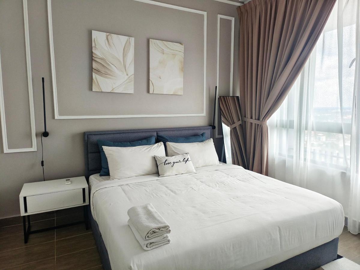 One Bedroom Troika Kota Bharu By Aghome, Modern Design Eksteriør billede