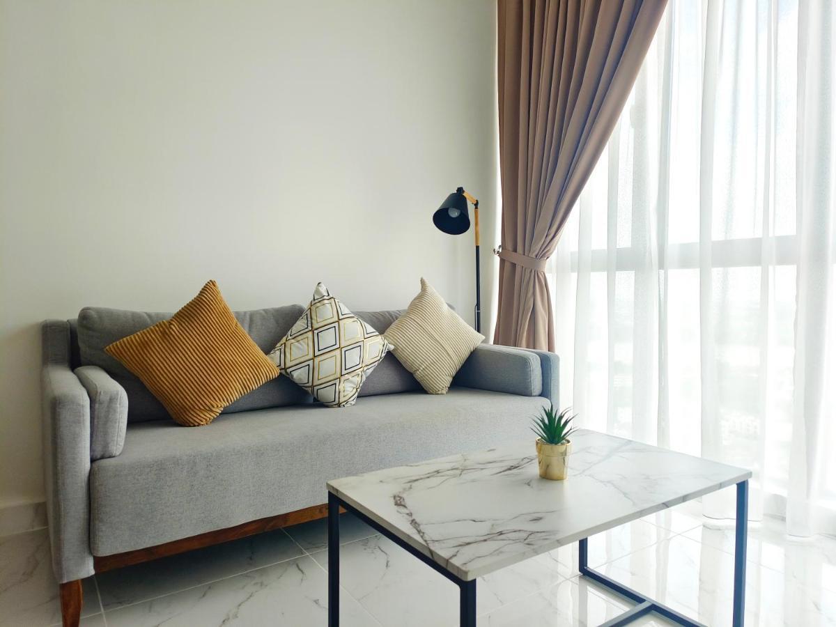One Bedroom Troika Kota Bharu By Aghome, Modern Design Eksteriør billede
