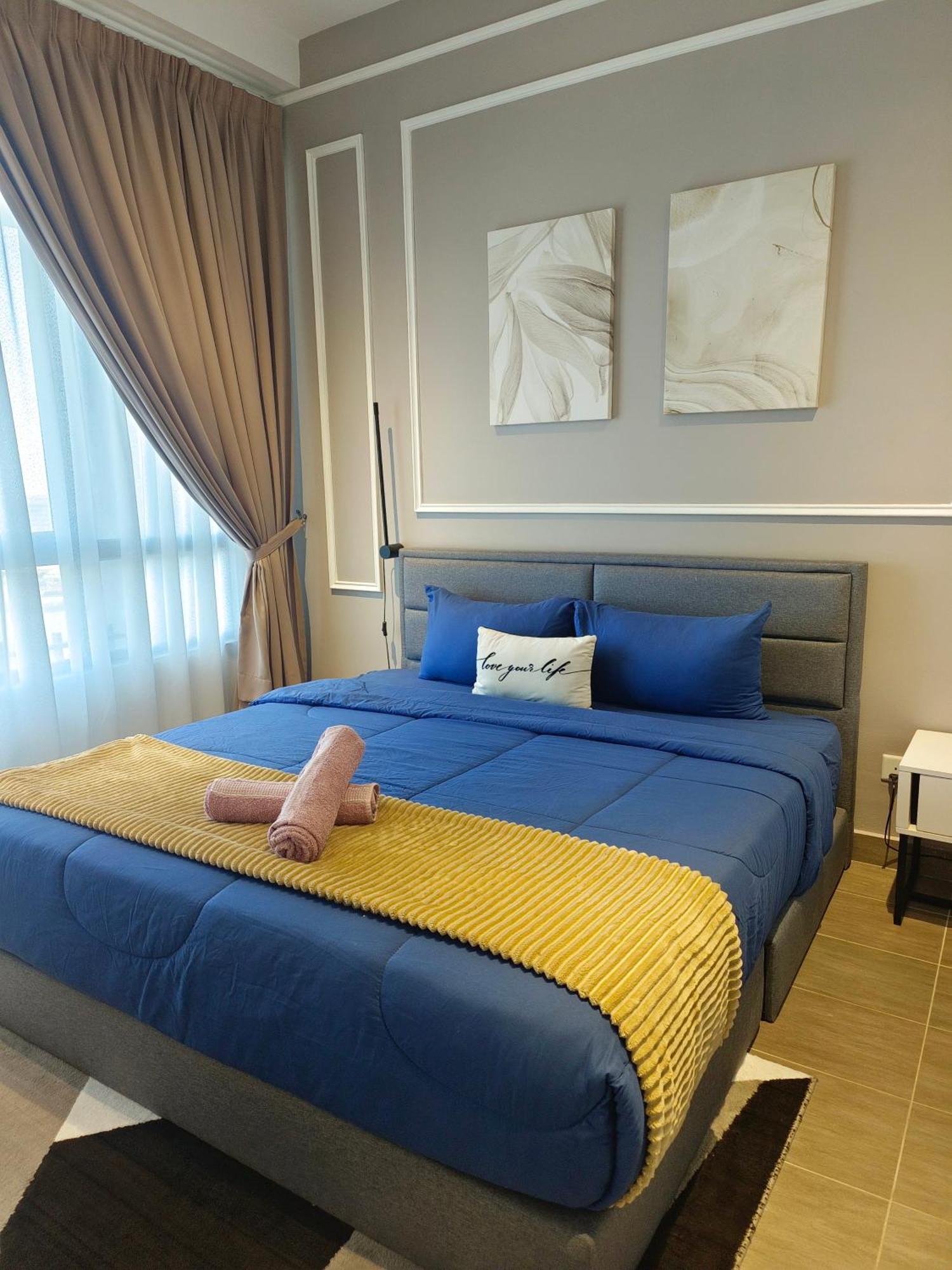 One Bedroom Troika Kota Bharu By Aghome, Modern Design Eksteriør billede