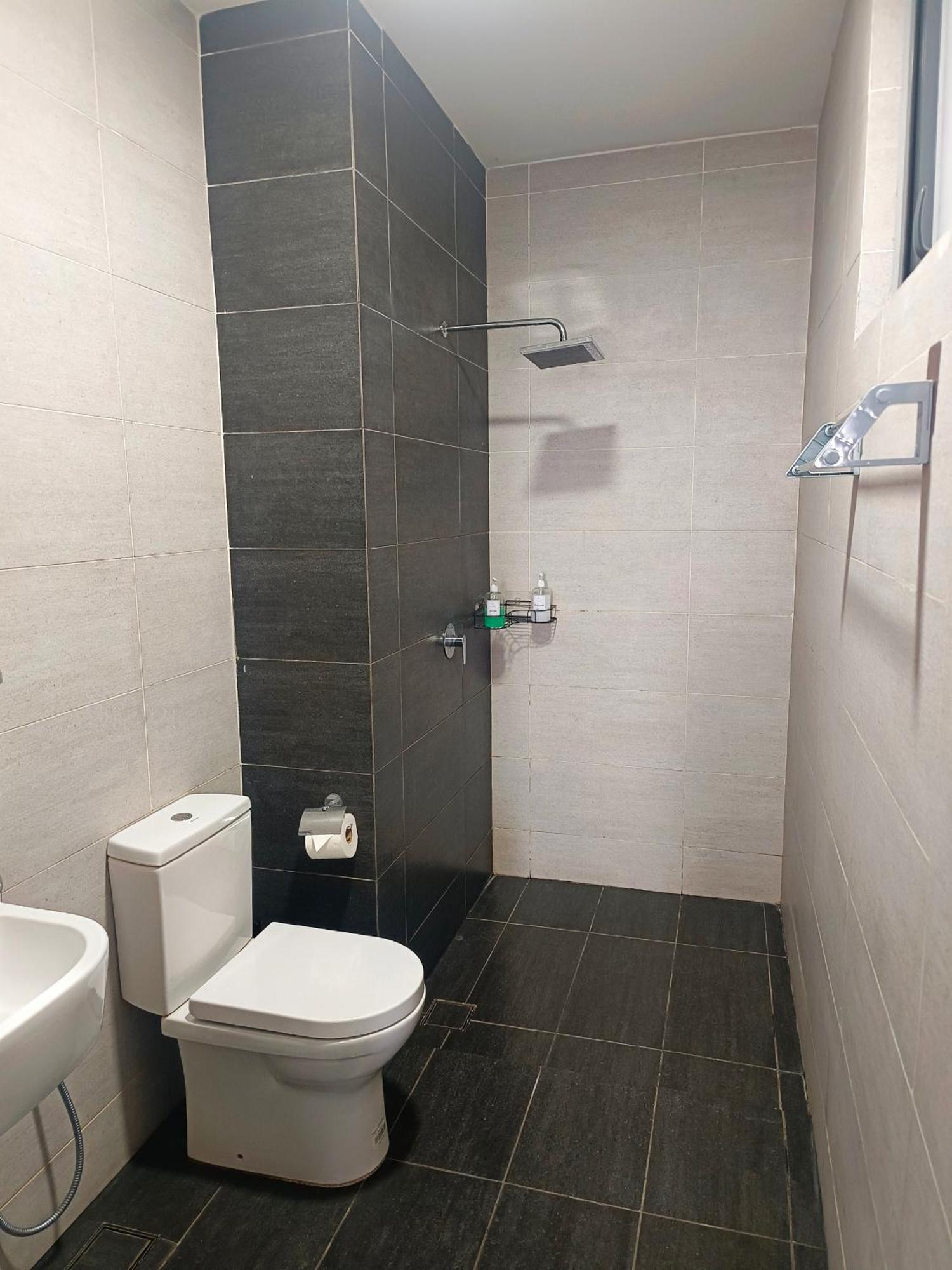 One Bedroom Troika Kota Bharu By Aghome, Modern Design Eksteriør billede